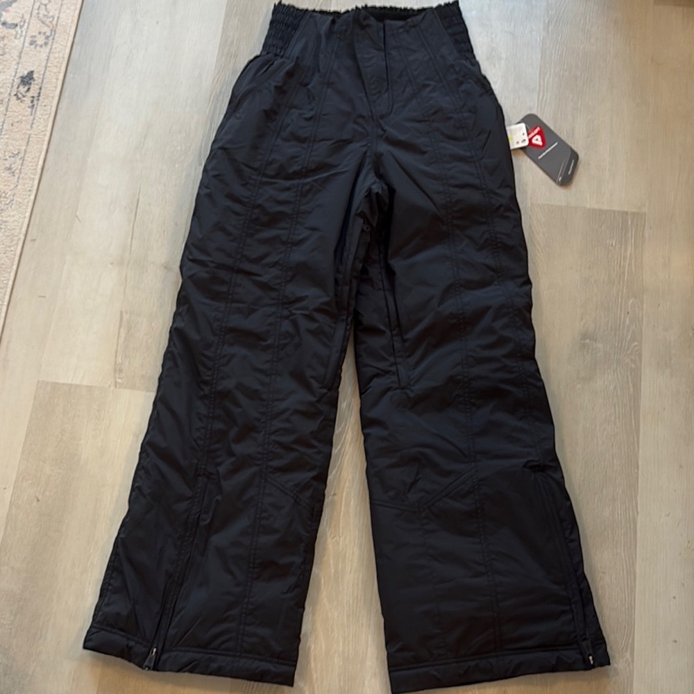 FP Movement by Free People (Care Fp) ski pants  NWT retail 398